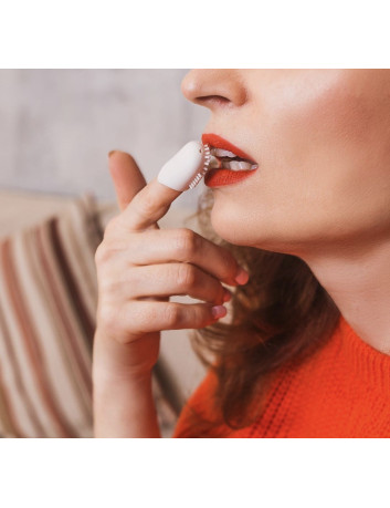 IKO Szczoteczka do zębów Whitening EXTRA Mentol M/L
